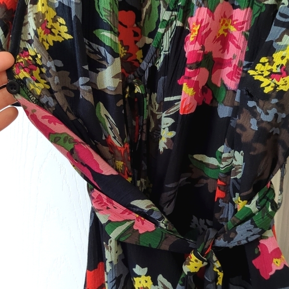 Design Lab Lord & Taylor Floral Flutter Sleeve V-neck A-line Mini Wrap Dress XS - Picture 9 of 14